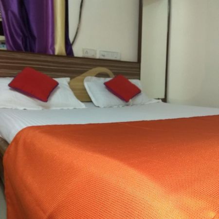 Hotel Shiva Panvel Exterior foto