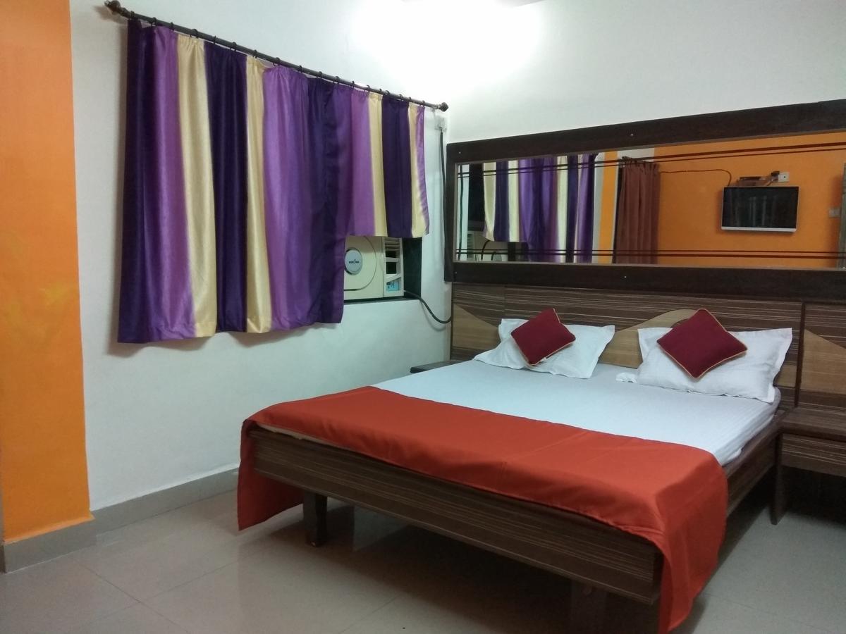 Hotel Shiva Panvel Exterior foto